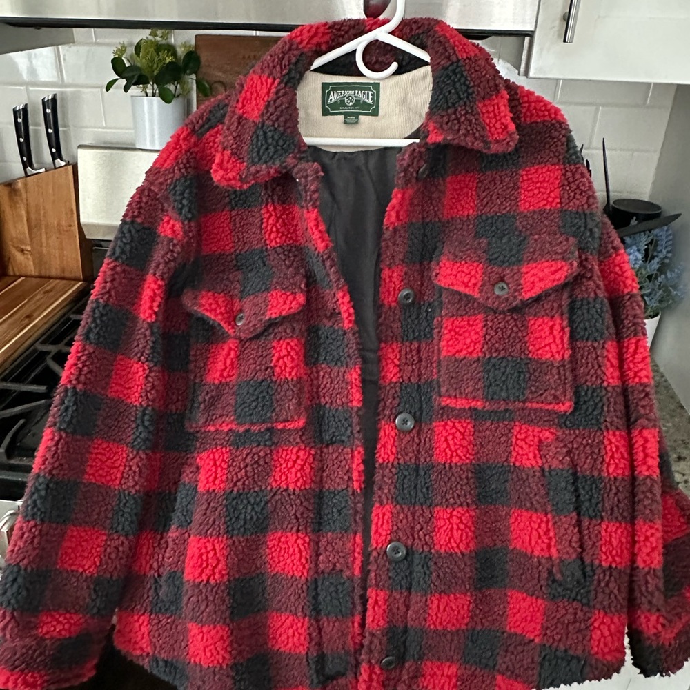 American eagle women’s size medium oversized Sherpa jacket